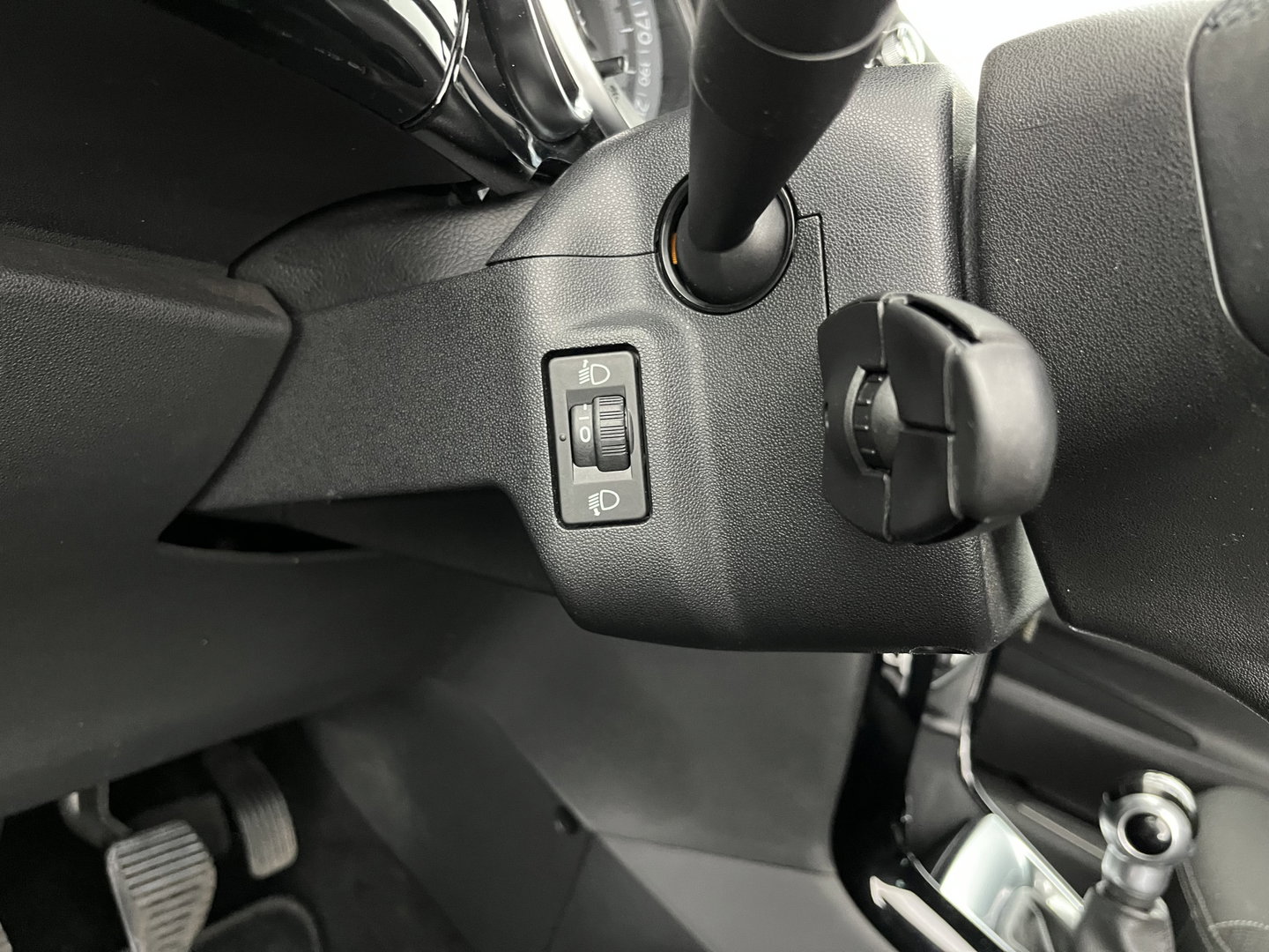 DS DS 3 1.2 PureTech So Chic *AIRCO | CRUISE | SPORTSEATS | PRIVACY-GLASS | PDC | RADIO-CD | 16''ALU*