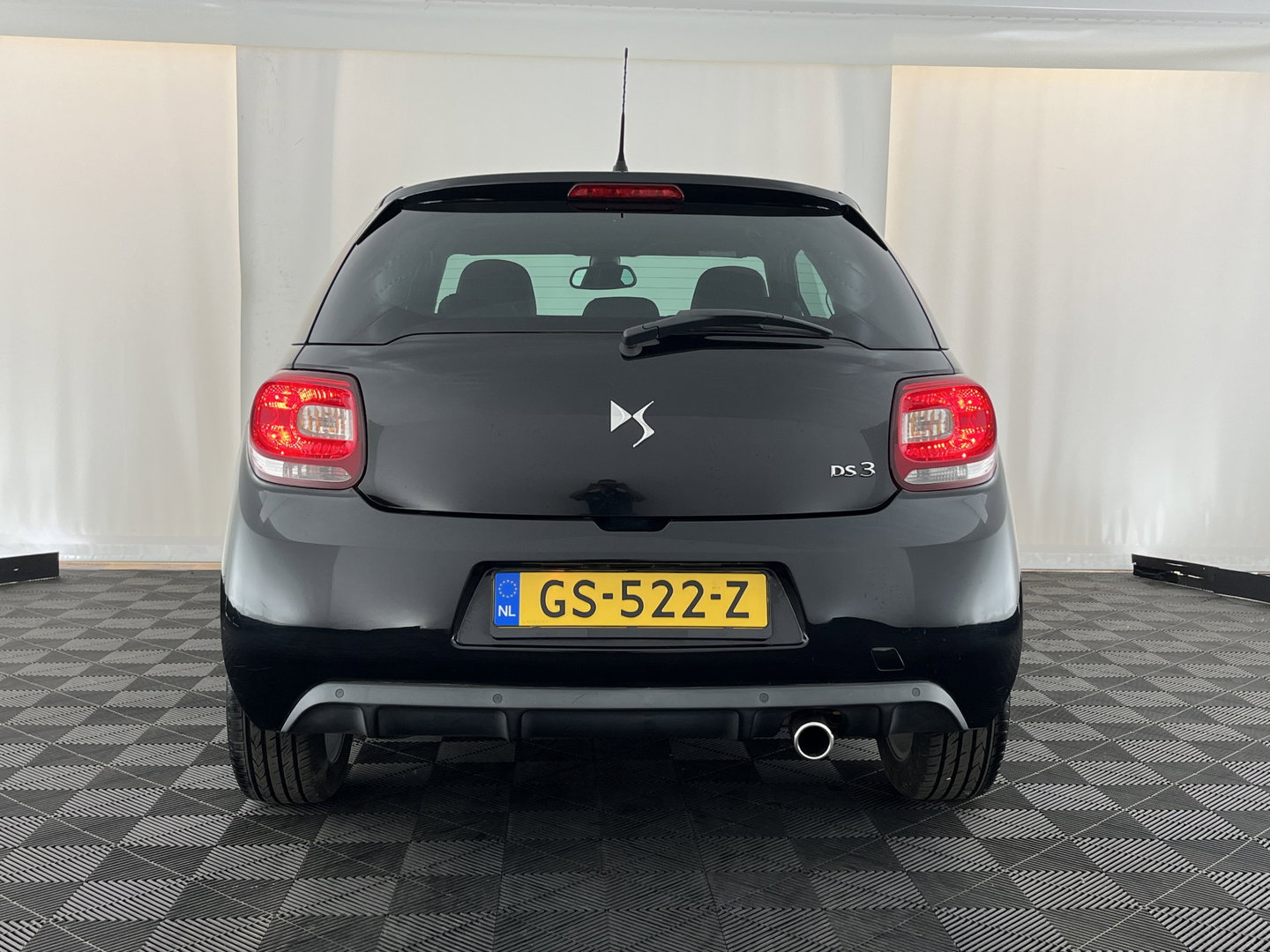 DS DS 3 1.2 PureTech So Chic *AIRCO | CRUISE | SPORTSEATS | PRIVACY-GLASS | PDC | RADIO-CD | 16''ALU*