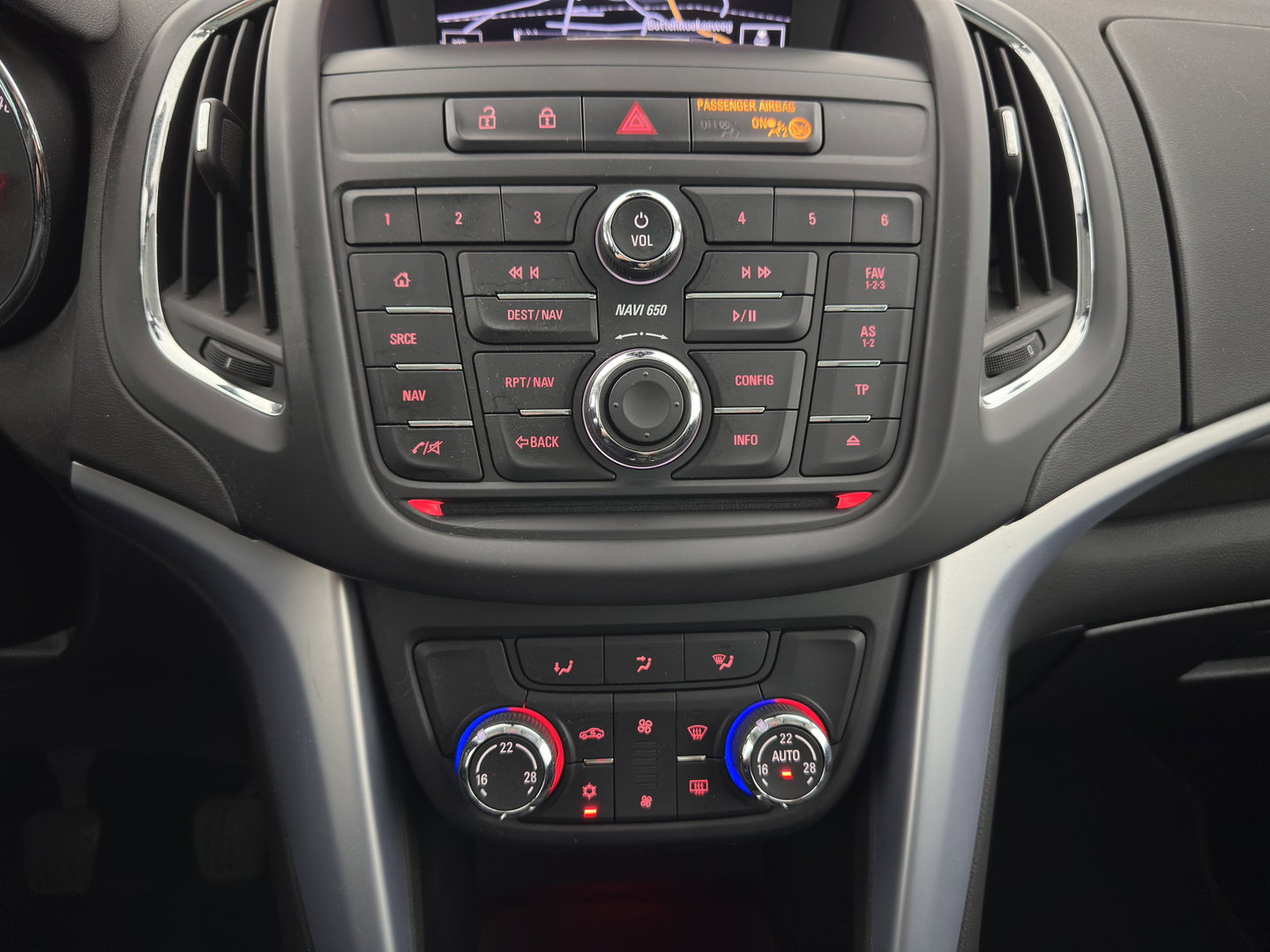 Opel Zafira Tourer 1.6 CDTI Business+ *NAVI-FULLMAP | SPORTSEATS | PRIVACY-GLASS | ECC | PDC | CRUISE | TOWBAR | 16''ALU*