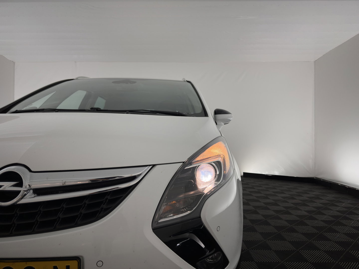 Opel Zafira Tourer 1.6 CDTI Business+ *NAVI-FULLMAP | SPORTSEATS | PRIVACY-GLASS | ECC | PDC | CRUISE | TOWBAR | 16''ALU*