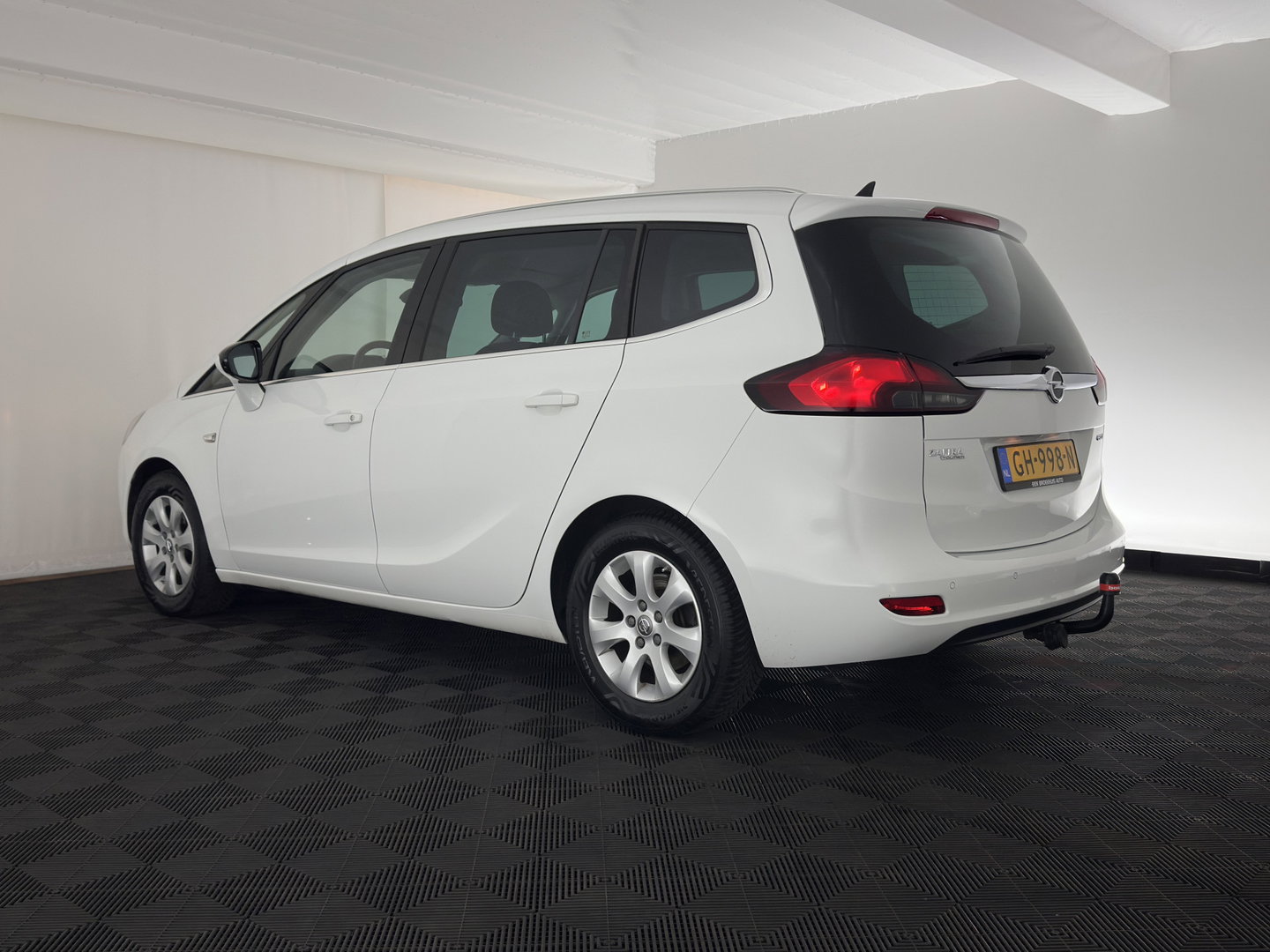 Opel Zafira Tourer 1.6 CDTI Business+ *NAVI-FULLMAP | SPORTSEATS | PRIVACY-GLASS | ECC | PDC | CRUISE | TOWBAR | 16''ALU*