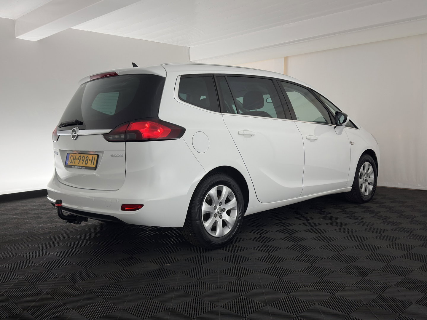 Opel Zafira Tourer 1.6 CDTI Business+ *NAVI-FULLMAP | SPORTSEATS | PRIVACY-GLASS | ECC | PDC | CRUISE | TOWBAR | 16''ALU*