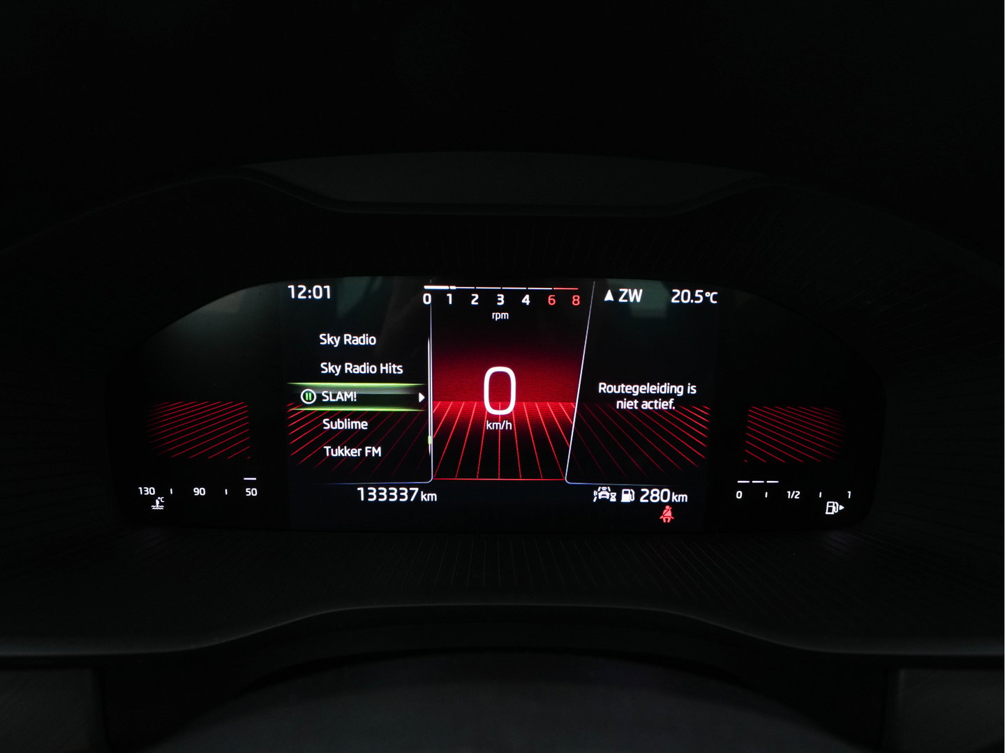 Škoda Kodiaq 1.5 TSI Business Edition (INCL-BTW) *LEATHER-FABRIC | FULL-LED | DIGI-COCKPIT | CAMERA | KEYLESS | DAB+ | NAVI-FULLMAP | SPORTSEATS | PRIVACY-GLASS | ECC | PDC | TOWBAR | CRUISE | 20''ALU*