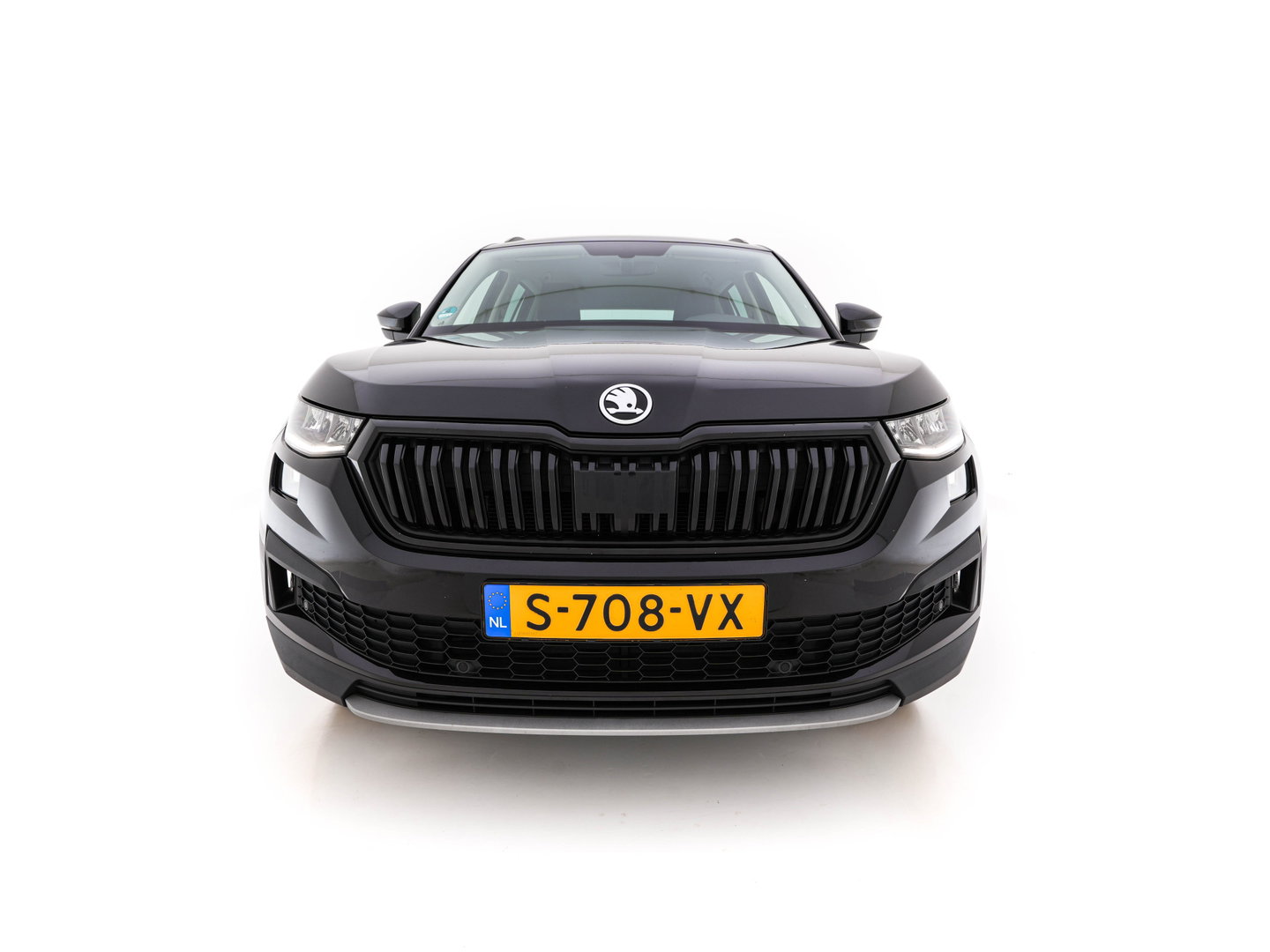 Škoda Kodiaq 1.5 TSI Business Edition (INCL-BTW) *LEATHER-FABRIC | FULL-LED | DIGI-COCKPIT | CAMERA | KEYLESS | DAB+ | NAVI-FULLMAP | SPORTSEATS | PRIVACY-GLASS | ECC | PDC | TOWBAR | CRUISE | 20''ALU*