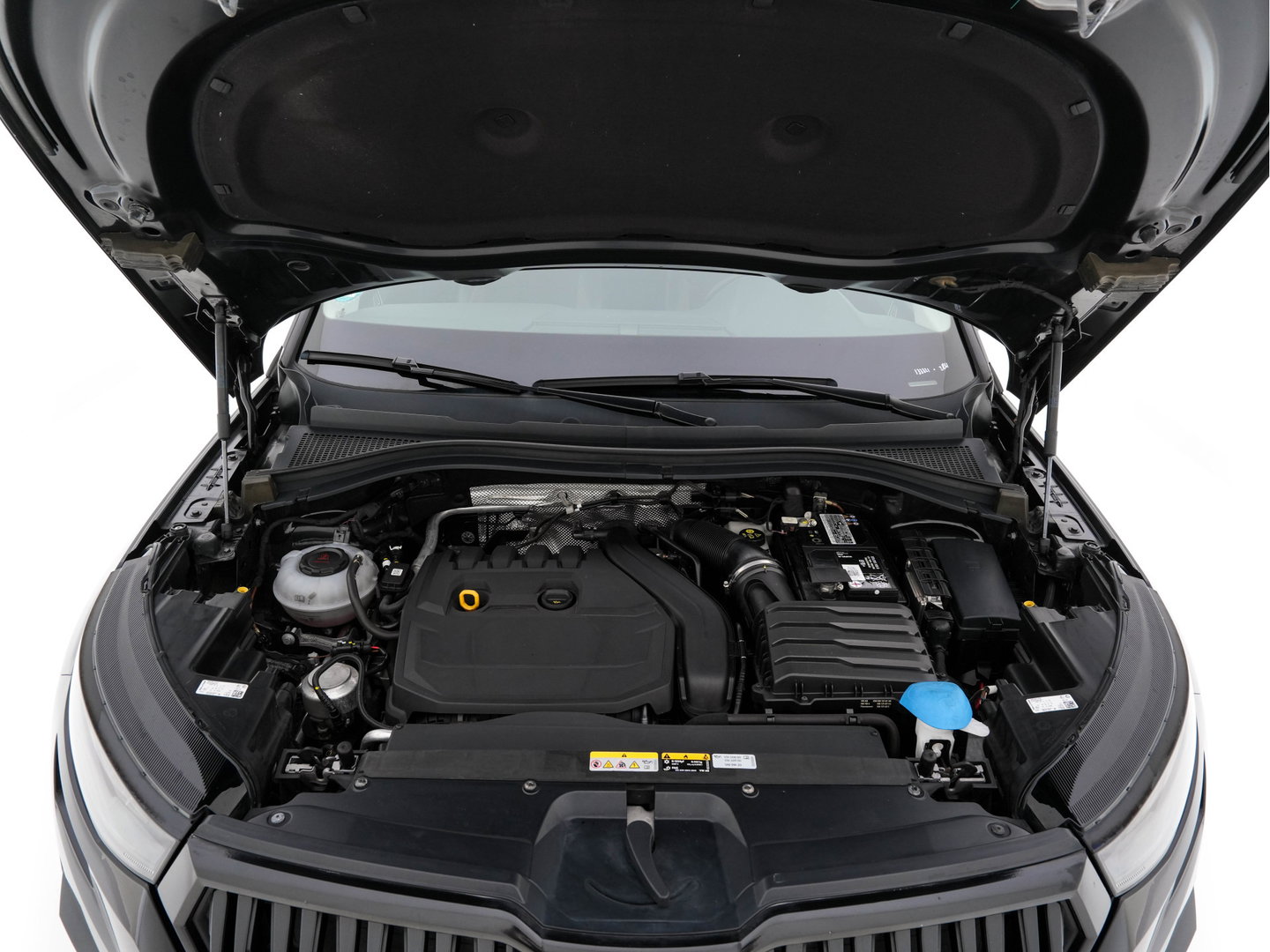 Škoda Kodiaq 1.5 TSI Business Edition (INCL-BTW) *LEATHER-FABRIC | FULL-LED | DIGI-COCKPIT | CAMERA | KEYLESS | DAB+ | NAVI-FULLMAP | SPORTSEATS | PRIVACY-GLASS | ECC | PDC | TOWBAR | CRUISE | 20''ALU*