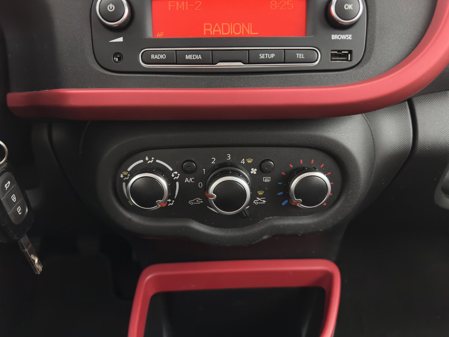 Renault Twingo 1.0 SCe Collection *AIRCO | COMFORTSEATS | DAB+ | 15''ALU*