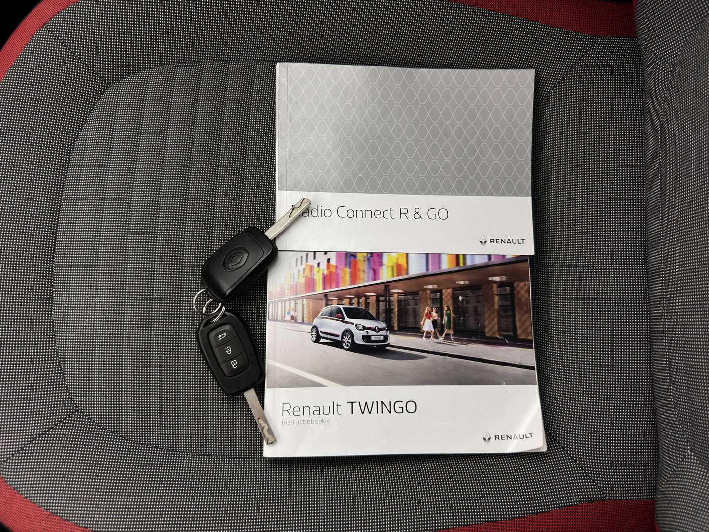 Renault Twingo 1.0 SCe Collection *AIRCO | COMFORTSEATS | DAB+ | 15''ALU*