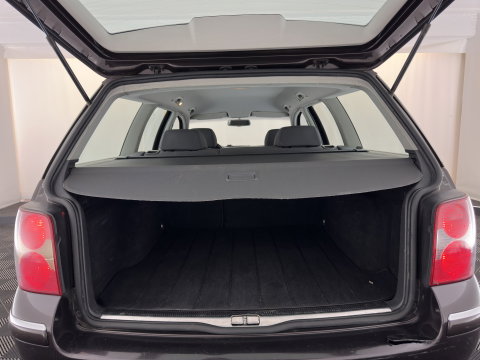 Volkswagen Passat Variant 1.6 Athene *AIRCO | CRUISE | PDC | COMFORTSEATS | TOWBAR | RADIO-CD |  15''ALU*