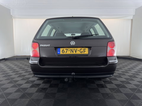 Volkswagen Passat Variant 1.6 Athene *AIRCO | CRUISE | PDC | COMFORTSEATS | TOWBAR | RADIO-CD |  15''ALU*