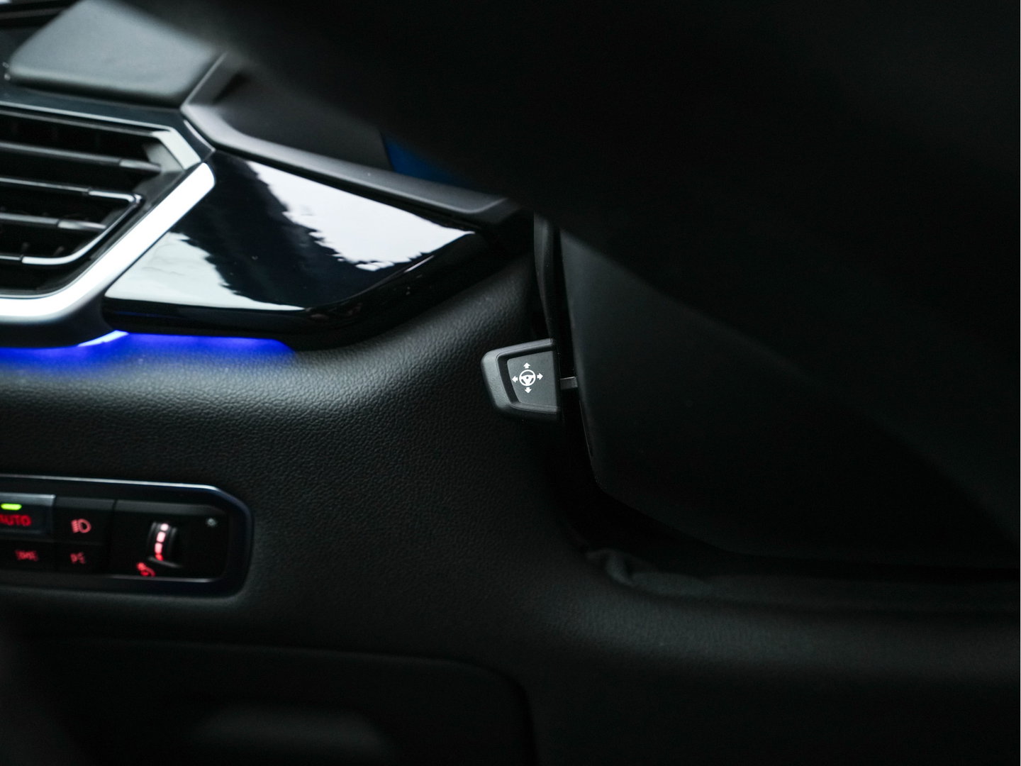 BMW X5 M50d M-Sportpack High Executive Aut. *PANO | HEAD-UP | LASER-LED | LEATHER | SOFT-CLOSE | ADAPTIVE-CRUISE | HARMAN/KARDON | BLIND-SPOT | MEMORY-PACK | TOP-VIEW | DIGI-COCKPIT | NAVI-FULLMAP | ECC | PDC | TOWBAR |