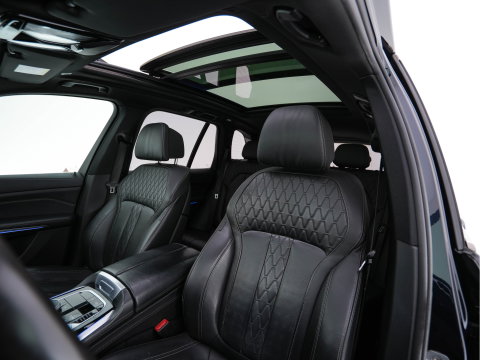 BMW X5 M50d M-Sportpack High Executive Aut. *PANO | HEAD-UP | LASER-LED | LEATHER | SOFT-CLOSE | ADAPTIVE-CRUISE | HARMAN/KARDON | BLIND-SPOT | MEMORY-PACK | TOP-VIEW | DIGI-COCKPIT | NAVI-FULLMAP | ECC | PDC | TOWBAR |