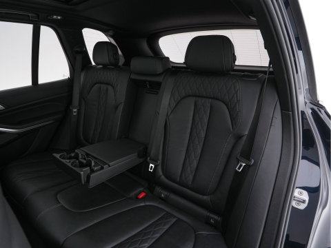 BMW X5 M50d M-Sportpack High Executive Aut. *PANO | HEAD-UP | LASER-LED | LEATHER | SOFT-CLOSE | ADAPTIVE-CRUISE | HARMAN/KARDON | BLIND-SPOT | MEMORY-PACK | TOP-VIEW | DIGI-COCKPIT | NAVI-FULLMAP | ECC | PDC | TOWBAR |