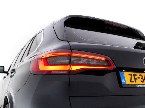 BMW X5 M50d M-Sportpack High Executive Aut. *PANO | HEAD-UP | LASER-LED | LEATHER | SOFT-CLOSE | ADAPTIVE-CRUISE | HARMAN/KARDON | BLIND-SPOT | MEMORY-PACK | TOP-VIEW | DIGI-COCKPIT | NAVI-FULLMAP | ECC | PDC | TOWBAR |