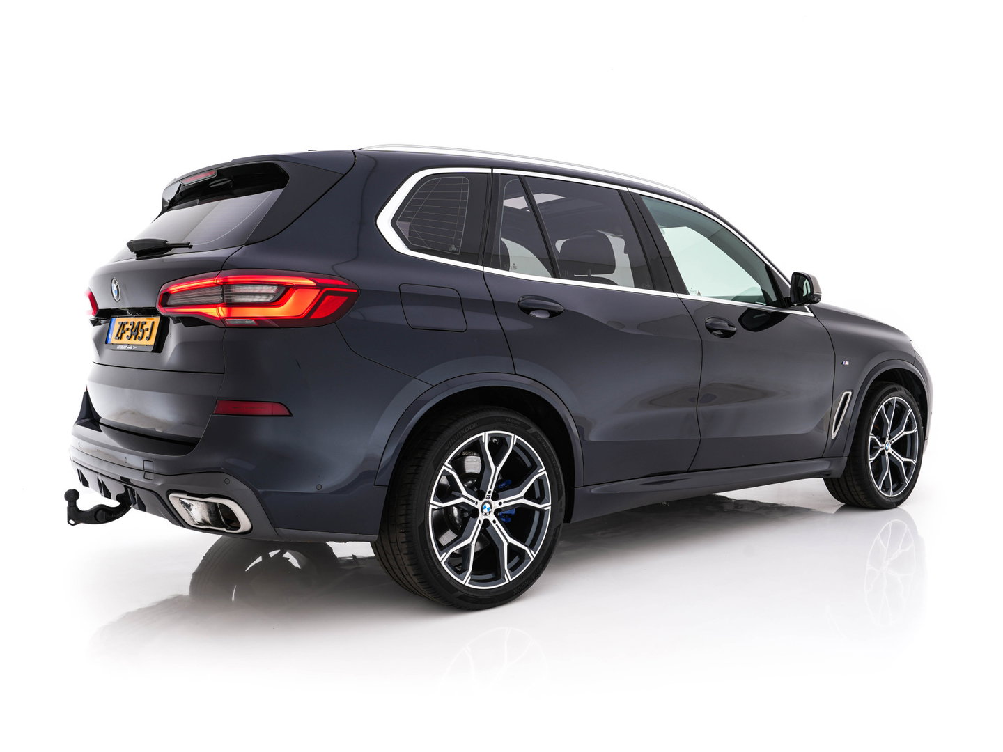 BMW X5 M50d M-Sportpack High Executive Aut. *PANO | HEAD-UP | LASER-LED | LEATHER | SOFT-CLOSE | ADAPTIVE-CRUISE | HARMAN/KARDON | BLIND-SPOT | MEMORY-PACK | TOP-VIEW | DIGI-COCKPIT | NAVI-FULLMAP | ECC | PDC | TOWBAR |