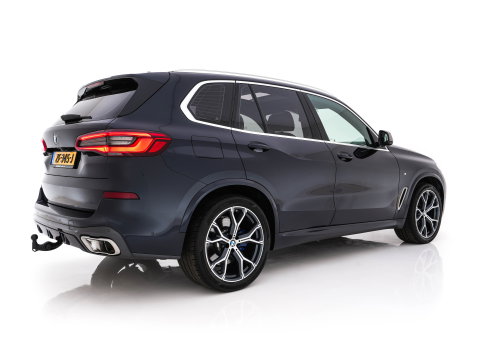 BMW X5 M50d M-Sportpack High Executive Aut. *PANO | HEAD-UP | LASER-LED | LEATHER | SOFT-CLOSE | ADAPTIVE-CRUISE | HARMAN/KARDON | BLIND-SPOT | MEMORY-PACK | TOP-VIEW | DIGI-COCKPIT | NAVI-FULLMAP | ECC | PDC | TOWBAR |