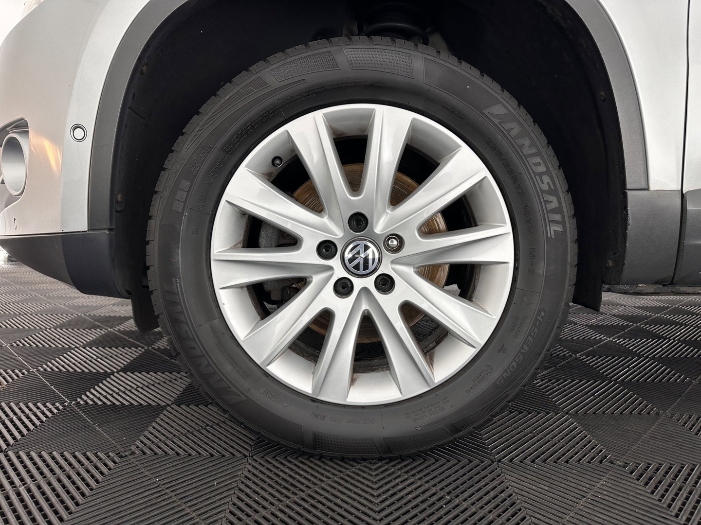 Volkswagen Tiguan 1.4 TSI Sport&Style *PANO | NAVI-FULLMAP | CAMERA | KEYLESS | HEATED-SPORTSEATS | ECC | PDC | CRUISE | PRIVACY-GLASS | 17''ALU*