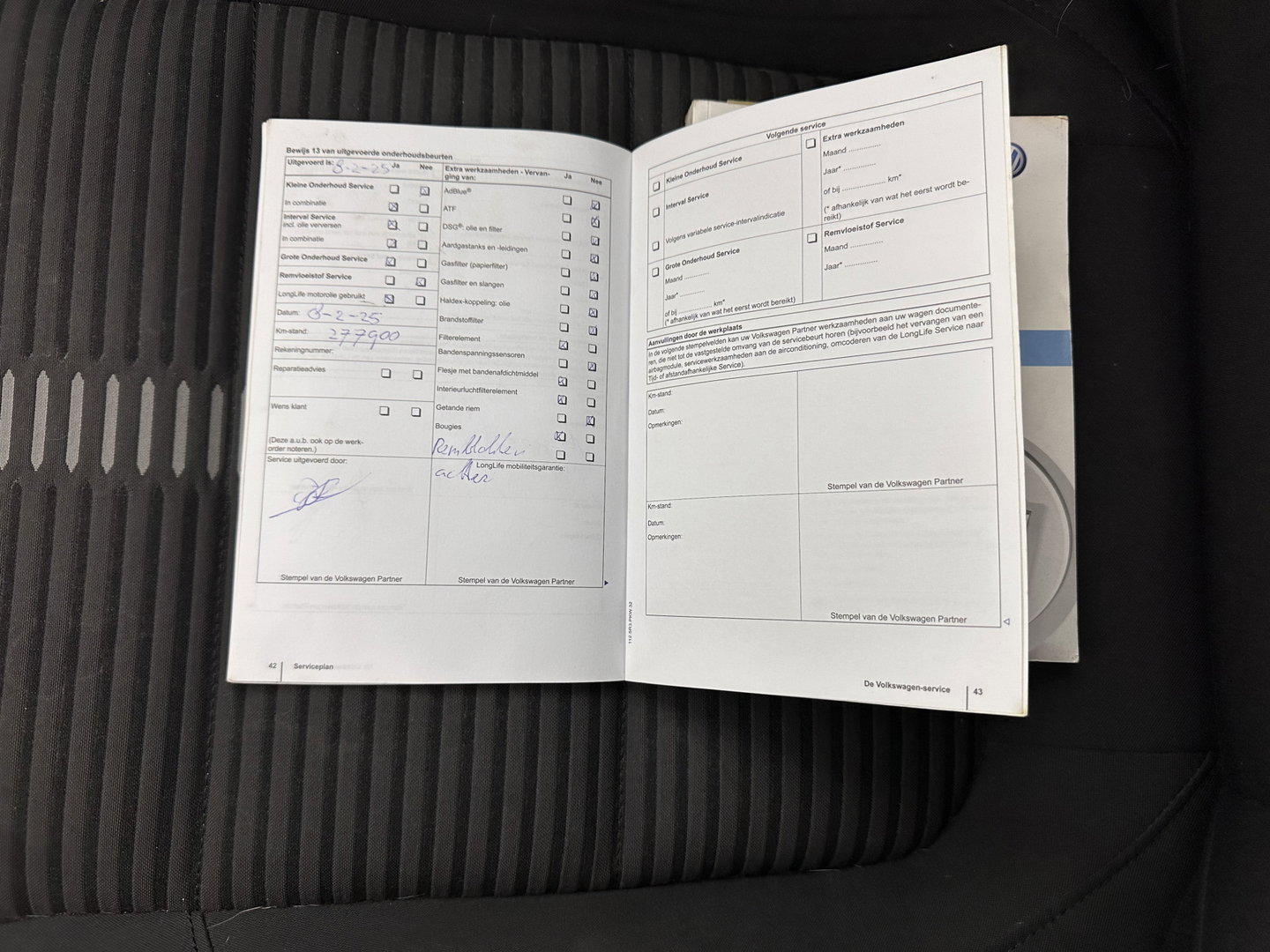 Volkswagen Tiguan 1.4 TSI Sport&Style *PANO | NAVI-FULLMAP | CAMERA | KEYLESS | HEATED-SPORTSEATS | ECC | PDC | CRUISE | PRIVACY-GLASS | 17''ALU*