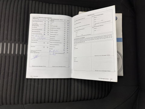 Volkswagen Tiguan 1.4 TSI Sport&Style *PANO | NAVI-FULLMAP | CAMERA | KEYLESS | HEATED-SPORTSEATS | ECC | PDC | CRUISE | PRIVACY-GLASS | 17''ALU*