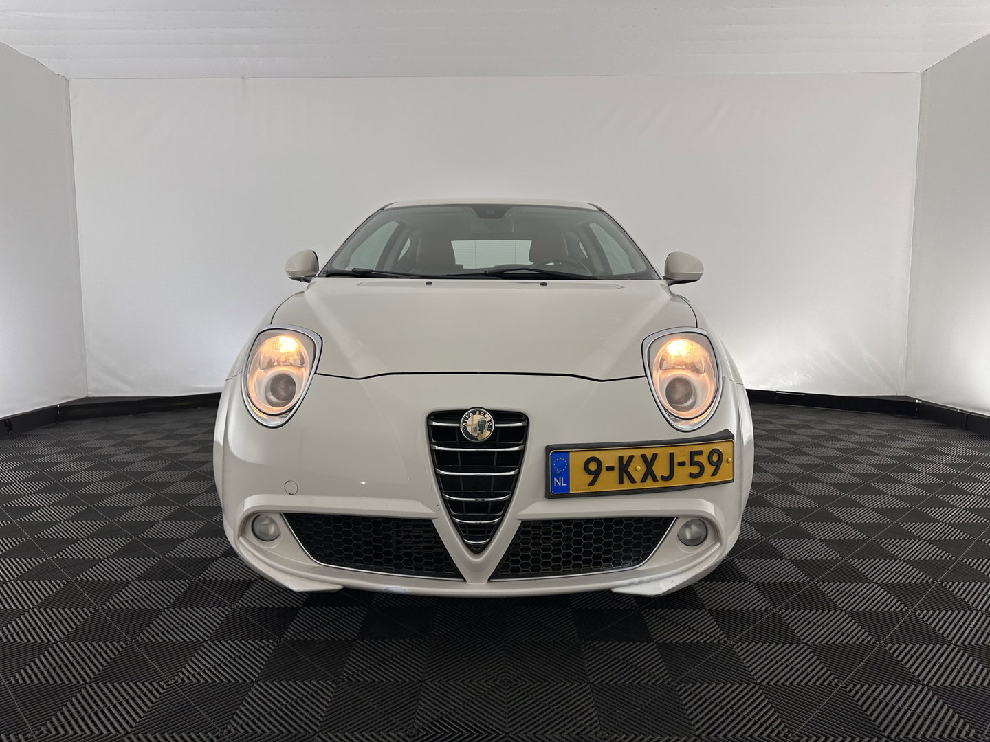 Alfa Romeo MiTo 1.3 JTDM ECO DISTINCTIVE *LEATHER | NAVI-FULLMAP | SPORTSEATS | ECC | RED-BRAKECALIPERS | CARBON-INLAY | PDC | CRUISE | 17''ALU*