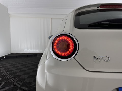 Alfa Romeo MiTo 1.3 JTDM ECO DISTINCTIVE *LEATHER | NAVI-FULLMAP | SPORTSEATS | ECC | RED-BRAKECALIPERS | CARBON-INLAY | PDC | CRUISE | 17''ALU*