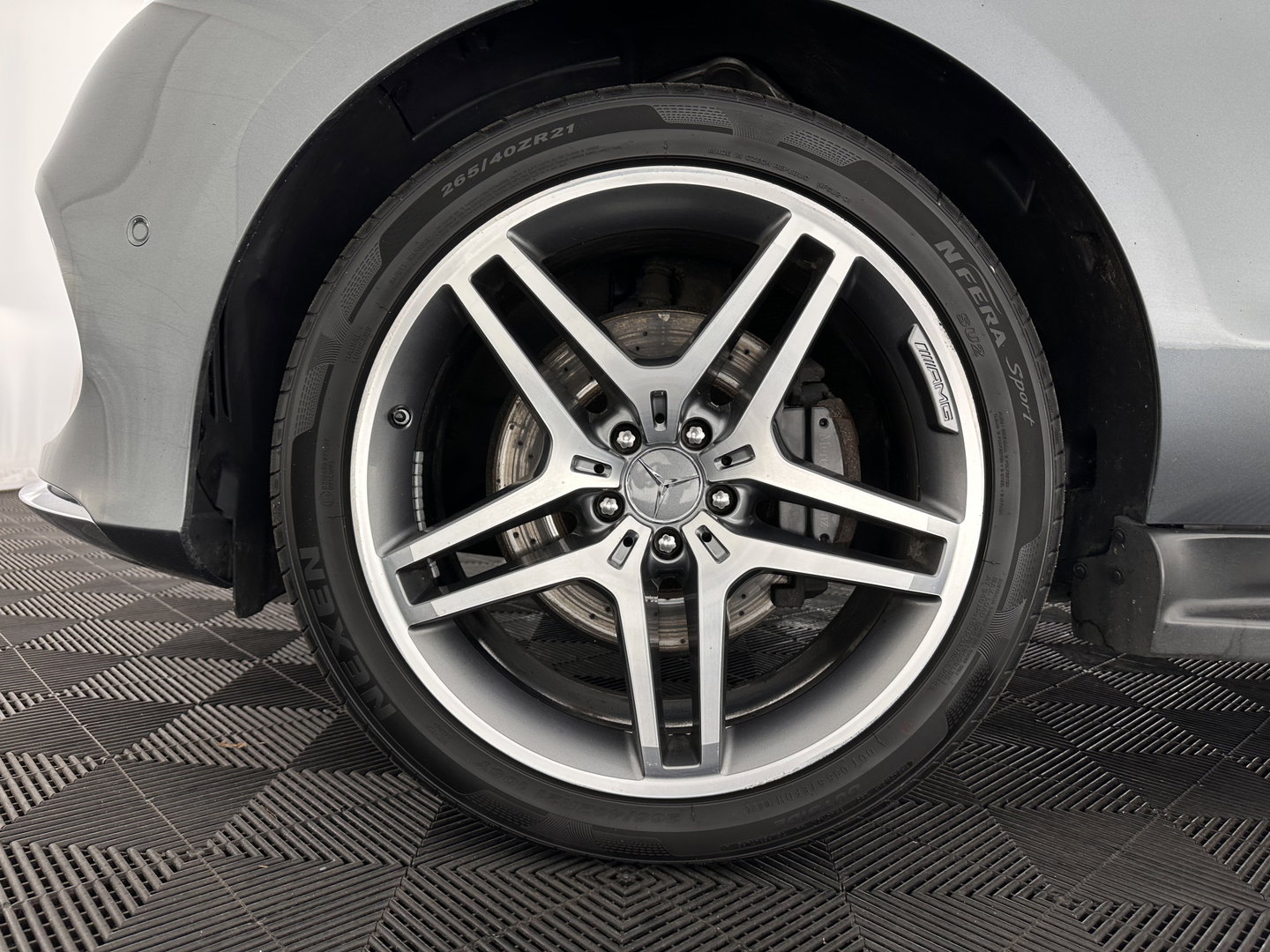 Mercedes-Benz GLE 350 d 4MATIC AMG Sport Edition (INCL-BTW) *PANO | DISTRONIC-PLUS | LEATHER | FULL-LED | BLINDSPOT | HARMAN/KARDON | TOPVIEW | MEMORY-PACK | AIRSUSPENSION | HEATED-COMFORTSEATS | NAVI-FULLMAP | PRIVACYGLASS | 21"ALU*