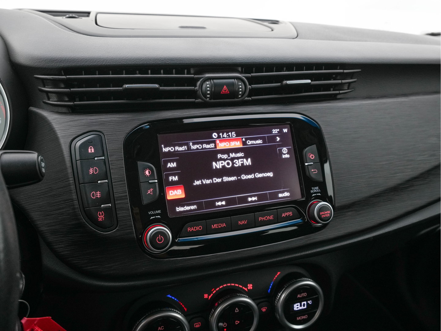 Alfa Romeo Giulietta 1.6 JTDm Super Aut. *NAVI-FULLMAP | SPORTSEATS | SHIFTPADDLES | ECC | PDC | CRUISE | 18''ALU*