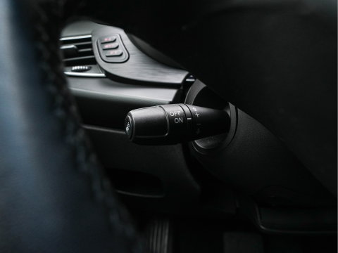 Alfa Romeo Giulietta 1.6 JTDm Super Aut. *NAVI-FULLMAP | SPORTSEATS | SHIFTPADDLES | ECC | PDC | CRUISE | 18''ALU*
