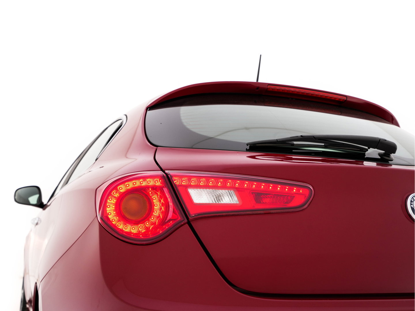 Alfa Romeo Giulietta 1.6 JTDm Super Aut. *NAVI-FULLMAP | SPORTSEATS | SHIFTPADDLES | ECC | PDC | CRUISE | 18''ALU*