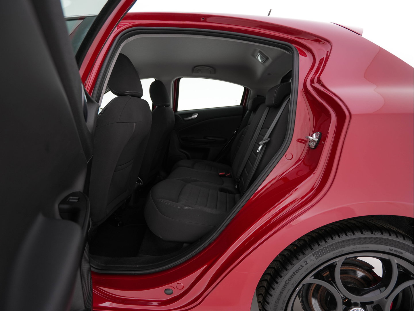 Alfa Romeo Giulietta 1.6 JTDm Super Aut. *NAVI-FULLMAP | SPORTSEATS | SHIFTPADDLES | ECC | PDC | CRUISE | 18''ALU*