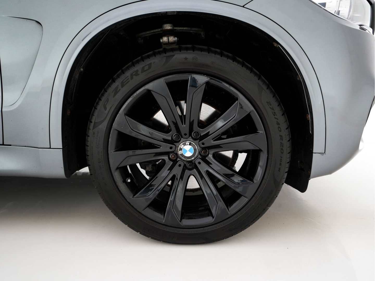 BMW X5 xDrive40d *Right-Hand-Drive* M-Sportpack High Executive [ 7-Pers. ] Aut. *LEATHER | XENON | MEMORY-PACK | HEATED-SPORTSEATS | NAVI-FULLMAP | SHIFTPADDLES | PRIVACYGLASS | ECC | TOWBAR | PDC | CRUISE | 20''ALU*