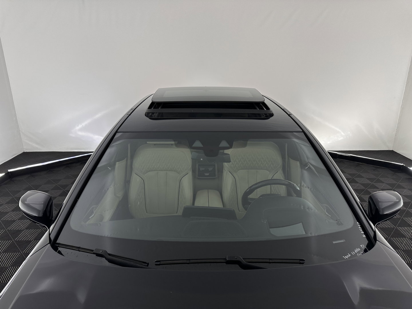 BMW 7 Serie 740Le xDrive iPerformance High Executive (Plug-In) Aut. *PANO | LEATHER | MASSAGE | HARMAN/KARDON | MEMORY-PACK | BLIS | TOPVIEW |  HEAD-UP | ADAPTIVE-CRUISE | FULL-LED | ENTERTAINMENT | DAB+ | ..