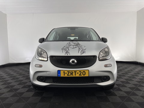 Smart Forfour 1.0 Essential Edition *AIRCO | CRUISE | COMFORTSEATS | RADIO-MP3*
