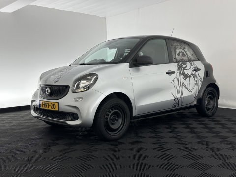 Smart Forfour 1.0 Essential Edition *AIRCO | CRUISE | COMFORTSEATS | RADIO-MP3*