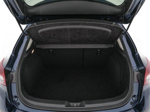 Mazda 3 2.2 SkyActiv-D 150 SkyLease *HEATED-COMFORTSEATS | NAVI-FULLMAP | DAB+ | PRIVACYGLASS | ECC | PDC | CRUISE | 18''ALU*