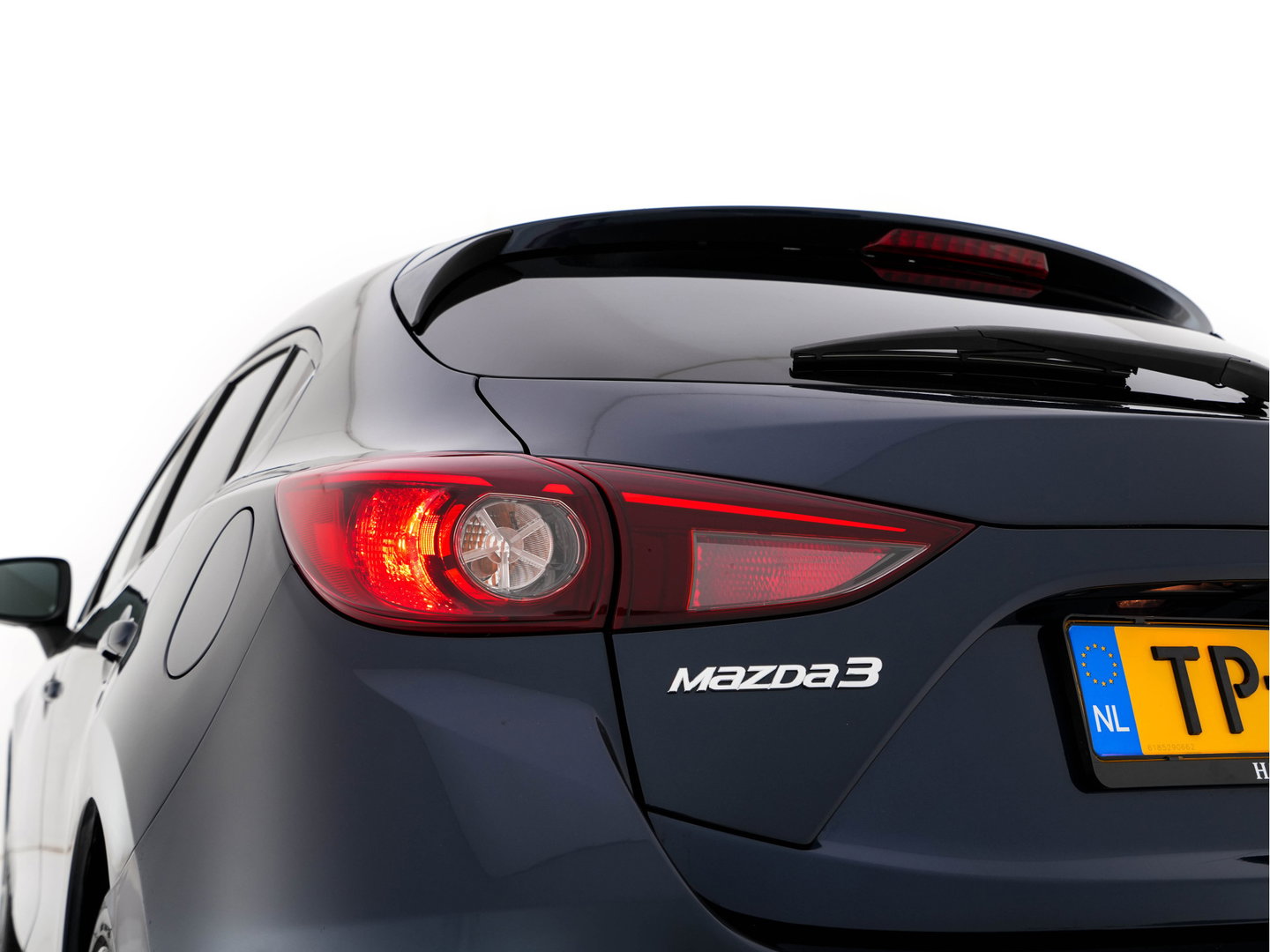 Mazda 3 2.2 SkyActiv-D 150 SkyLease *HEATED-COMFORTSEATS | NAVI-FULLMAP | DAB+ | PRIVACYGLASS | ECC | PDC | CRUISE | 18''ALU*