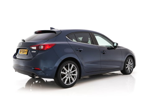 Mazda 3 2.2 SkyActiv-D 150 SkyLease *HEATED-COMFORTSEATS | NAVI-FULLMAP | DAB+ | PRIVACYGLASS | ECC | PDC | CRUISE | 18''ALU*