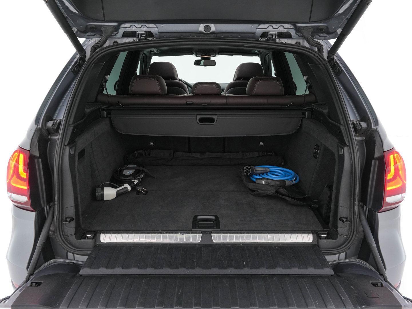 BMW X5 (Plug-In) xDrive40e M-Sportpack iPerformance High Executive Aut. *PANO | LEATHER | FULL-LED | MEMORY-PACK | BLINDSPOT | CAMERA | HIFI-SOUND | NAVI-FULLMAP | SHIFT-PADDLES | PRIVACYGLASS | ECC | HEAD-UP | PDC | CRUISE | 20''ALU*