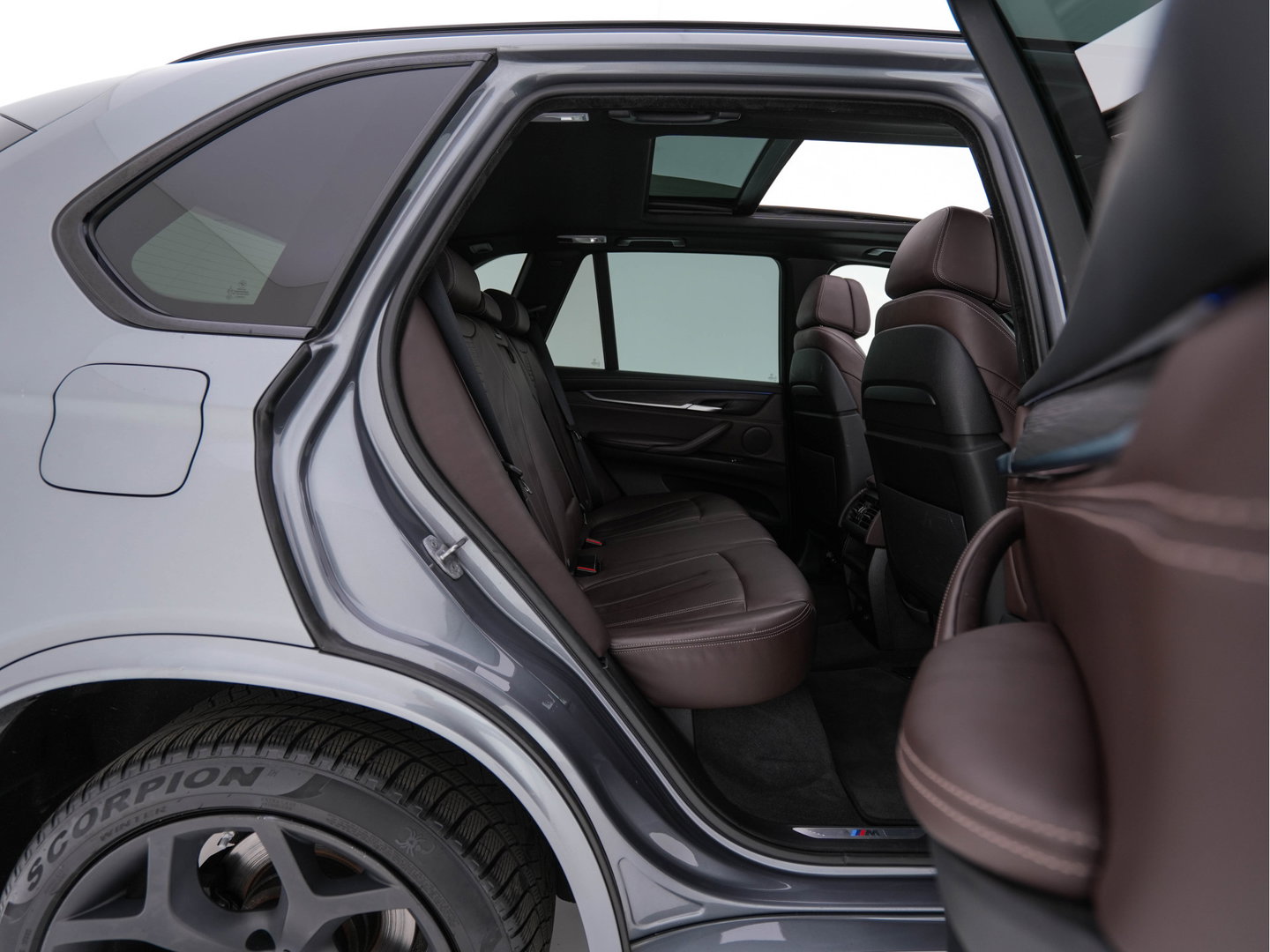 BMW X5 (Plug-In) xDrive40e M-Sportpack iPerformance High Executive Aut. *PANO | LEATHER | FULL-LED | MEMORY-PACK | BLINDSPOT | CAMERA | HIFI-SOUND | NAVI-FULLMAP | SHIFT-PADDLES | PRIVACYGLASS | ECC | HEAD-UP | PDC | CRUISE | 20''ALU*
