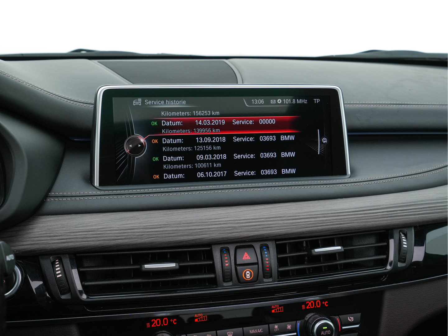 BMW X5 (Plug-In) xDrive40e M-Sportpack iPerformance High Executive Aut. *PANO | LEATHER | FULL-LED | MEMORY-PACK | BLINDSPOT | CAMERA | HIFI-SOUND | NAVI-FULLMAP | SHIFT-PADDLES | PRIVACYGLASS | ECC | HEAD-UP | PDC | CRUISE | 20''ALU*