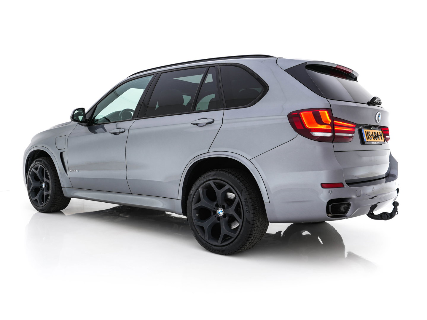 BMW X5 (Plug-In) xDrive40e M-Sportpack iPerformance High Executive Aut. *PANO | LEATHER | FULL-LED | MEMORY-PACK | BLINDSPOT | CAMERA | HIFI-SOUND | NAVI-FULLMAP | SHIFT-PADDLES | PRIVACYGLASS | ECC | HEAD-UP | PDC | CRUISE | 20''ALU*