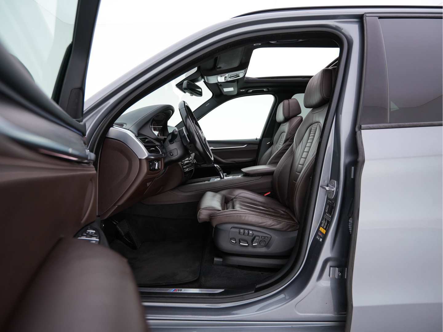 BMW X5 (Plug-In) xDrive40e M-Sportpack iPerformance High Executive Aut. *PANO | LEATHER | FULL-LED | MEMORY-PACK | BLINDSPOT | CAMERA | HIFI-SOUND | NAVI-FULLMAP | SHIFT-PADDLES | PRIVACYGLASS | ECC | HEAD-UP | PDC | CRUISE | 20''ALU*