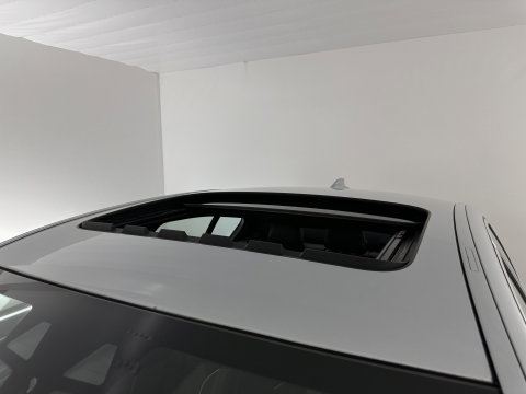 BMW 5 Serie 530e iPerformance High Executive (Plug-in) Aut.*PANO | LEATHER | FULL-LED | TOPVIEW | KEYLESS | HARMAN/KARDON | BLINDSPOT | MEMORY-PACK | HEATED-COMFORTSEATS | DIGI-COCKPIT | AMBIENTLIGHT | NAVI-FULLMAP | 20''ALU*