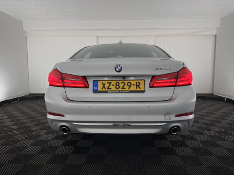 BMW 5 Serie 530e iPerformance High Executive (Plug-in) Aut.*PANO | LEATHER | FULL-LED | TOPVIEW | KEYLESS | HARMAN/KARDON | BLINDSPOT | MEMORY-PACK | HEATED-COMFORTSEATS | DIGI-COCKPIT | AMBIENTLIGHT | NAVI-FULLMAP | 20''ALU*