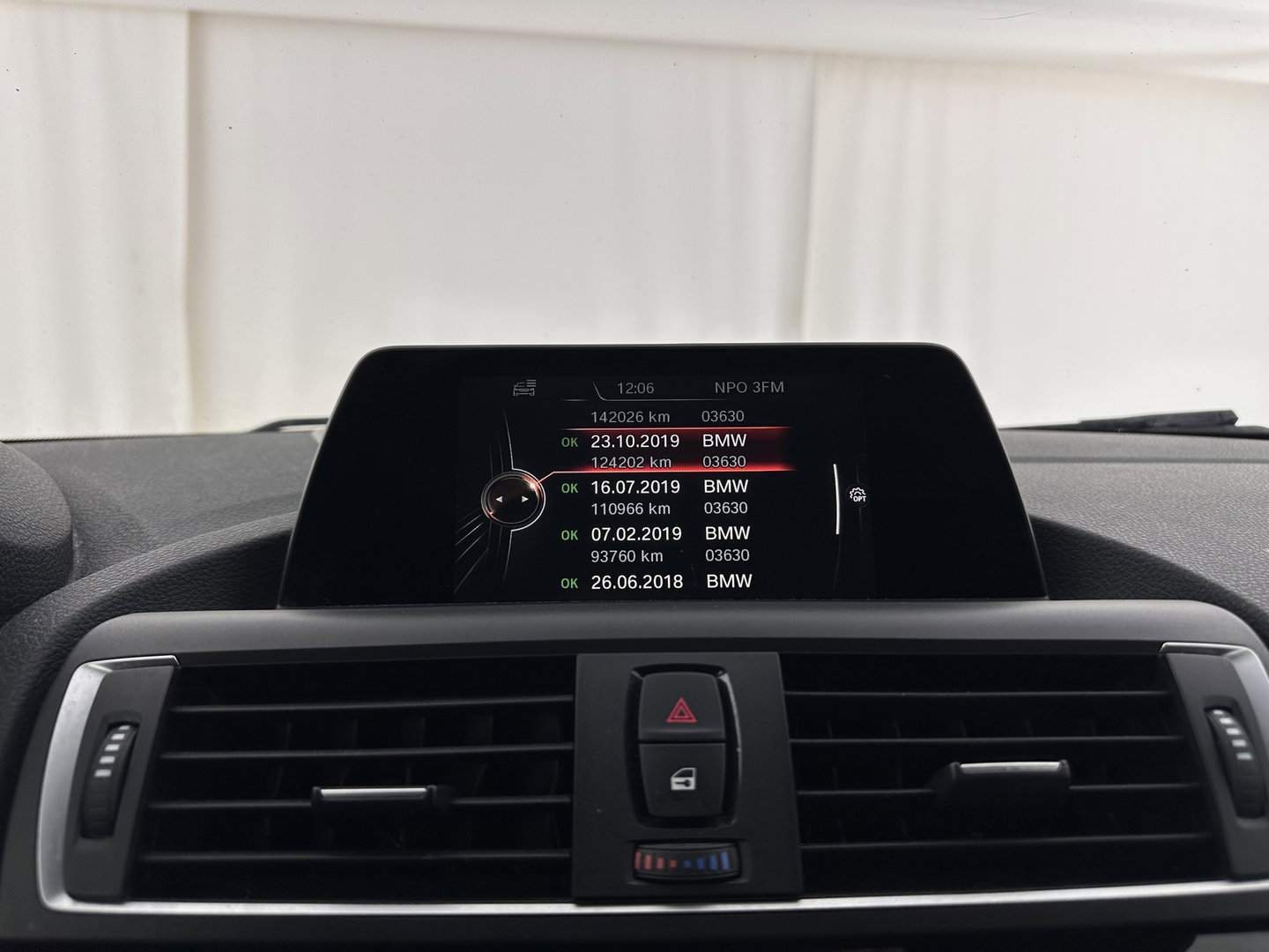 BMW 2 Serie Coupé 220d xDrive M-Sportpack Executive Aut. *XENON | ALCANTARA | HEATED-SPORTSEATS | HARMAN/KARDON | KEYLESS | NAVI-FULLMAP | PRIVACYGLASS | SHIFTPADDLES | ECC | PDC | CRUISE | 18''ALU*