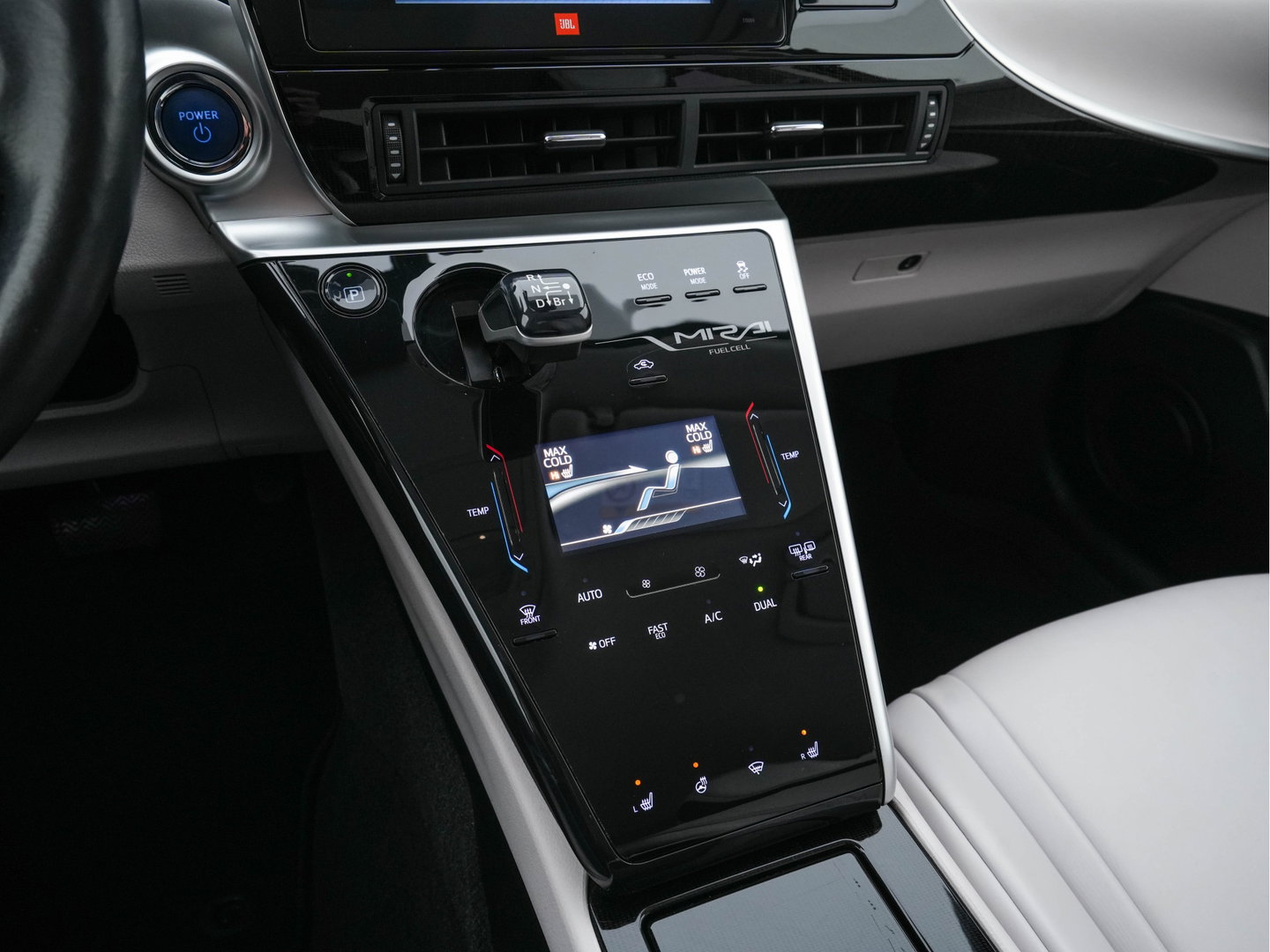 Toyota Mirai FCV Executive [ HYDROGEN ] (INCL-BTW) Aut. *LEATHER | FULL-LED | JBL-SOUND | CAMERA | KEYLESS | MEMORY-PACK | ADAPTIVE-CRUISE | BLIND-SPOT |  DAB | NAVI-FULLMAP | DIGICOCKPIT | COMFORTSEATS | LANE-ASSIST | ...