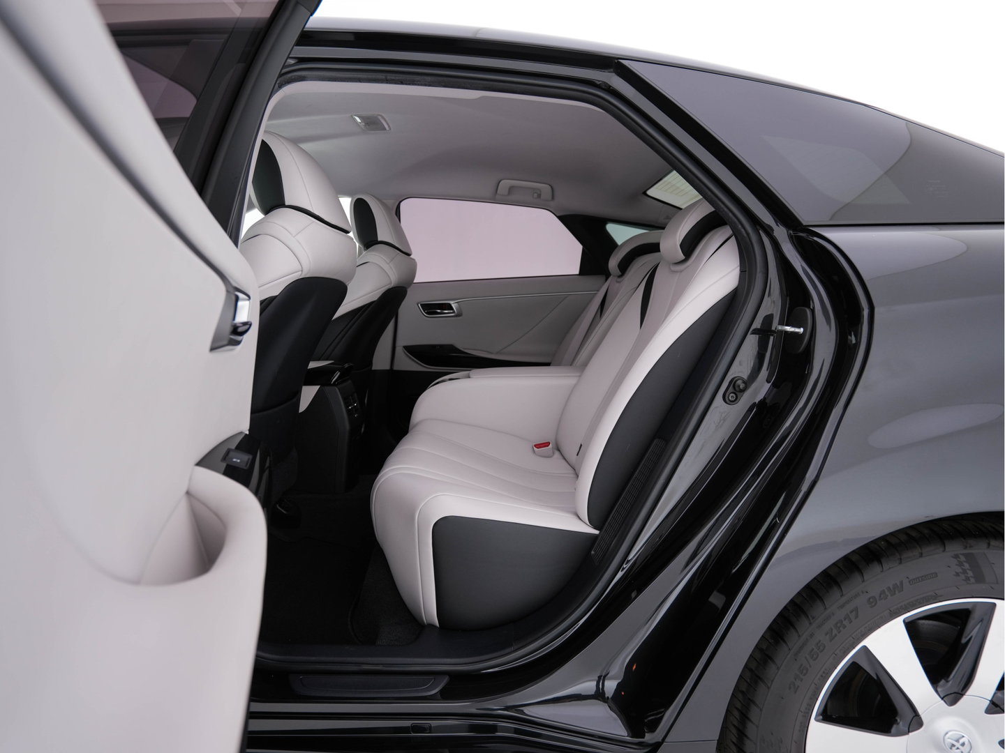 Toyota Mirai FCV Executive [ HYDROGEN ] (INCL-BTW) Aut. *LEATHER | FULL-LED | JBL-SOUND | CAMERA | KEYLESS | MEMORY-PACK | ADAPTIVE-CRUISE | BLIND-SPOT |  DAB | NAVI-FULLMAP | DIGICOCKPIT | COMFORTSEATS | LANE-ASSIST | ...