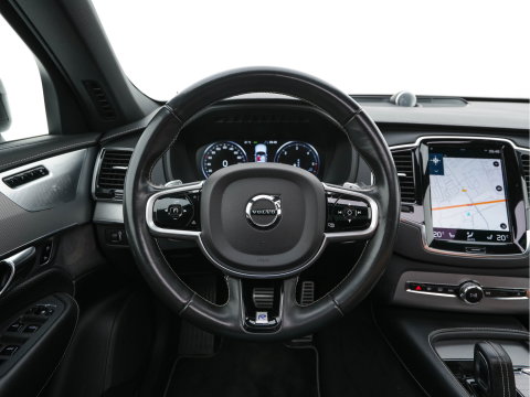 Volvo XC90 2.0 B5 AWD Inscription R-Design Intro Edition [7-Pers.] Aut. *PANO | LEATHER-ALCANTARA | FULL-LED | MEMORY-PACK | BOWERS&WILKINS | BLINDSPOT | KEYLESS | DIGI-COCKPIT | NAVI-FULLMAP | PRIVACYGLASS | HEATED-SPORTSEATS | TOWBAR | 20''ALU*