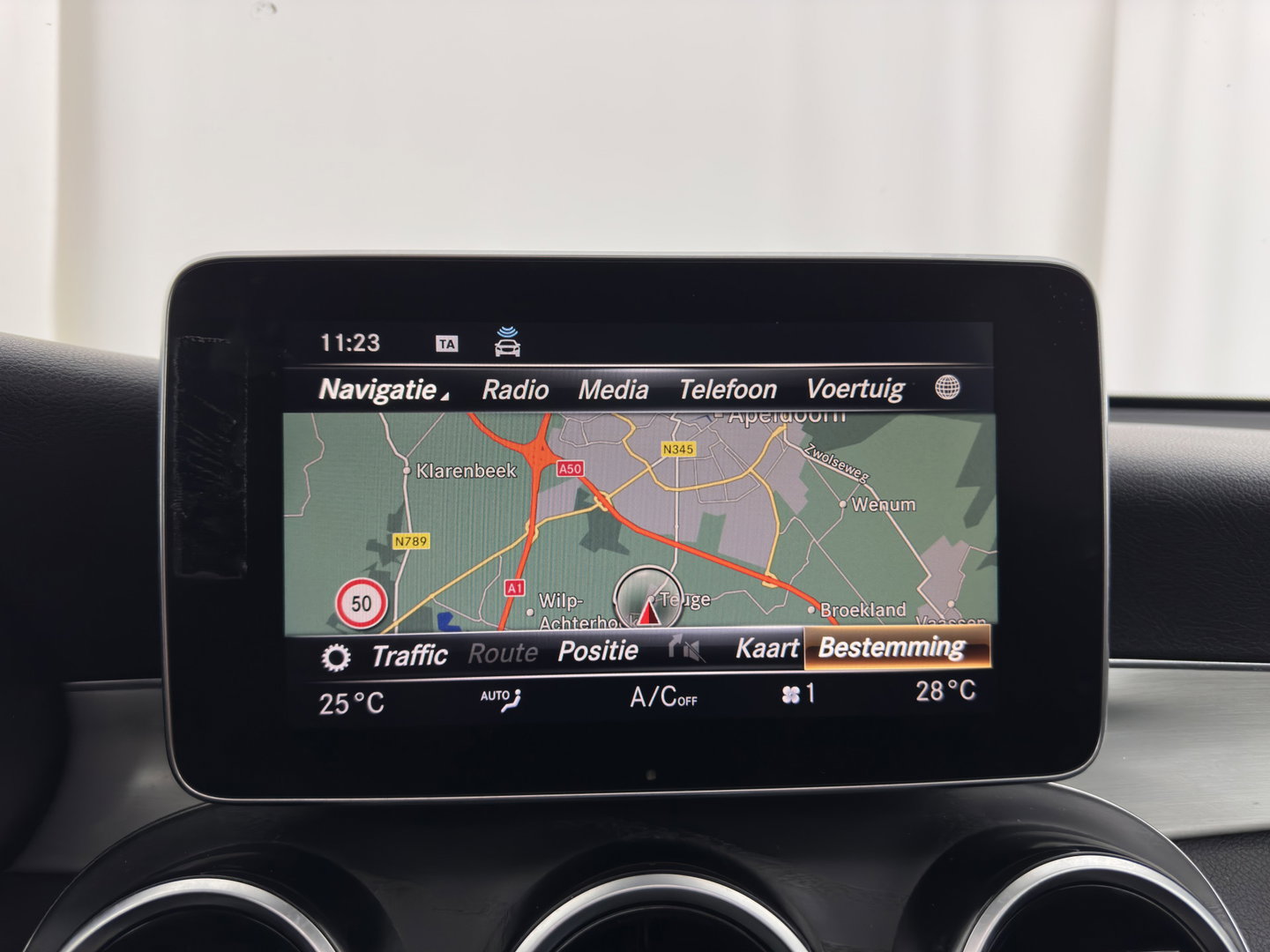 Mercedes-Benz GLC 220d 4MATIC Premium Plus (INCL-BTW) *PANO | LEATHER | FULL-LED | MEMORY-PACK | TOPVIEW | BLINDSPOT | HEATED-COMFORTSEATS | NAVI-FULLMAP | ECC | PDC | CRUISE | SHIFTPADDLES | TOWBAR | 18''ALU*