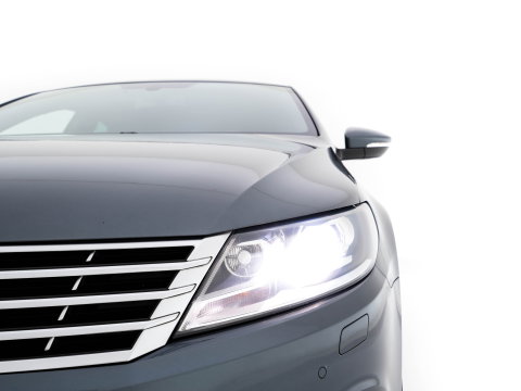 Volkswagen CC 1.8 TSI Aut. *LEATHER | BI-XENON | HEATED-SPORTSEATS | NAVI-FULLMAP | ECC | PDC | CRUISE | SHIFTPADDLES | PRIVACY-GLASS | TOWBAR | 18''ALU*