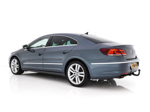 Volkswagen CC 1.8 TSI Aut. *LEATHER | BI-XENON | HEATED-SPORTSEATS | NAVI-FULLMAP | ECC | PDC | CRUISE | SHIFTPADDLES | PRIVACY-GLASS | TOWBAR | 18''ALU*